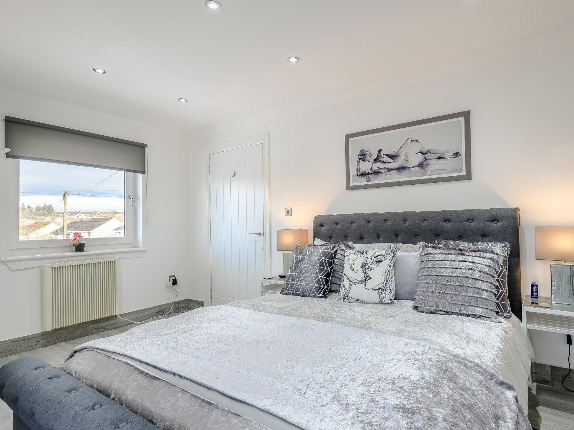 Craigpark Lodge Caldercruix Екстериор снимка